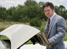 stockfresh_213485_unhappy-business-traveler_sizeS-300x171